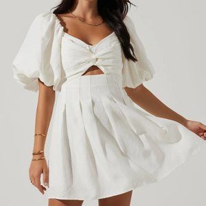 NWT ASTR WHITE MINI DRESS